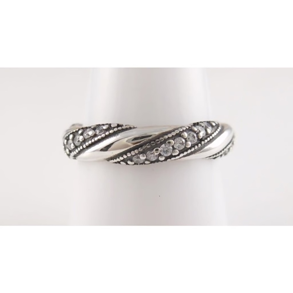 Pandora Ribbons of Love Ring - Retired Style